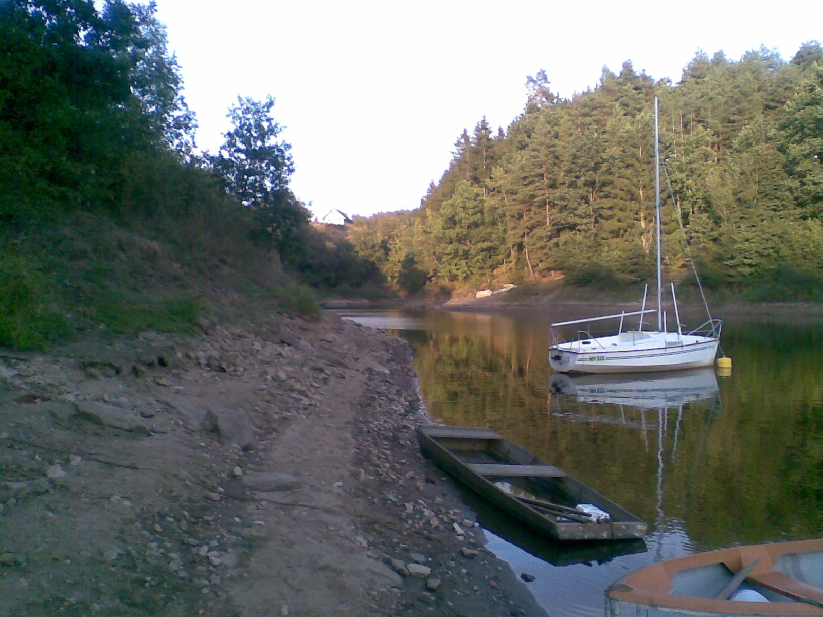 330 Ze zátoky